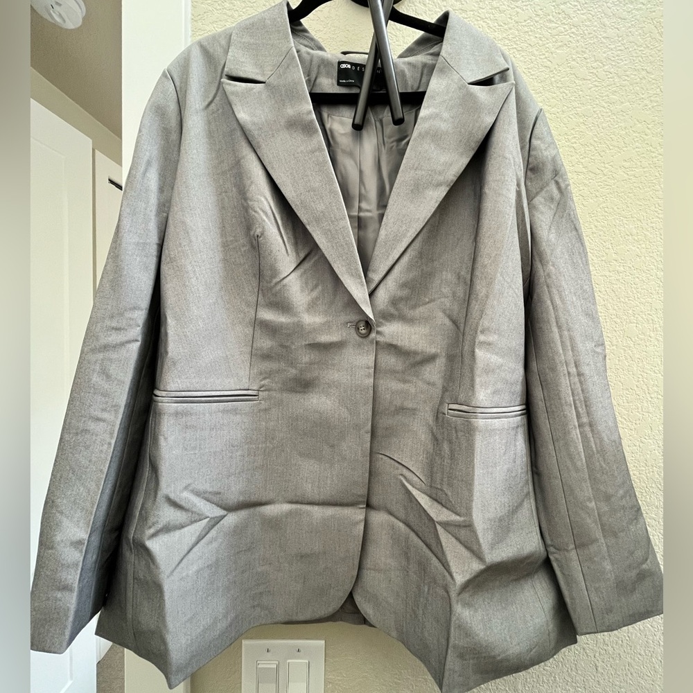 BRAND NEW ASOS Design Tailored Relaxed Blazer in Gray- Never Worn
